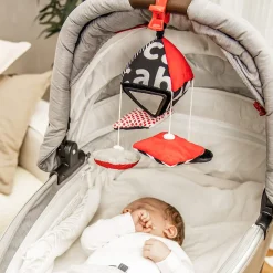 Canpol babies Kontrastowa karuzelka podróżna do wózka/fotelika SENSORY TOYS