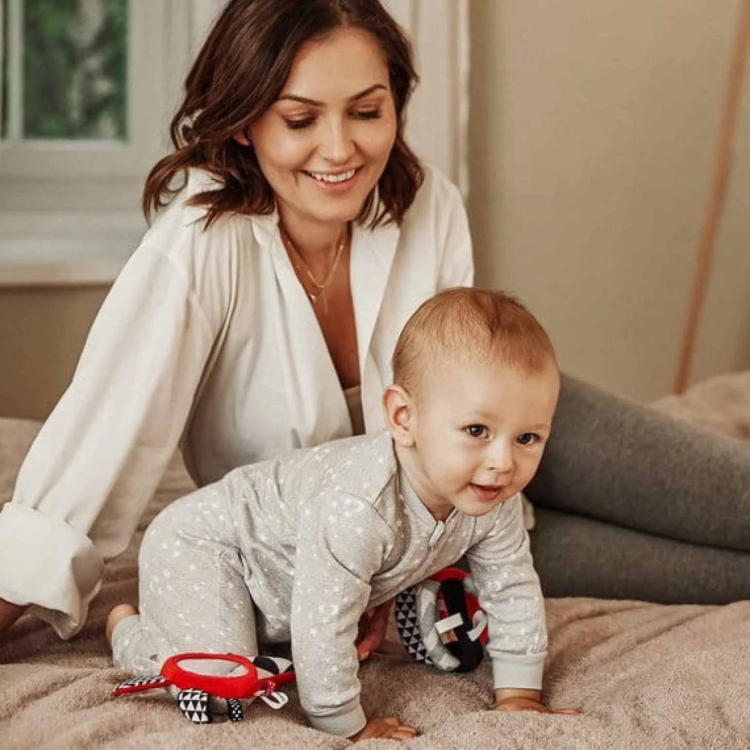 Canpol babies Kontrastowa pluszowa piłka SENSORY TOYS