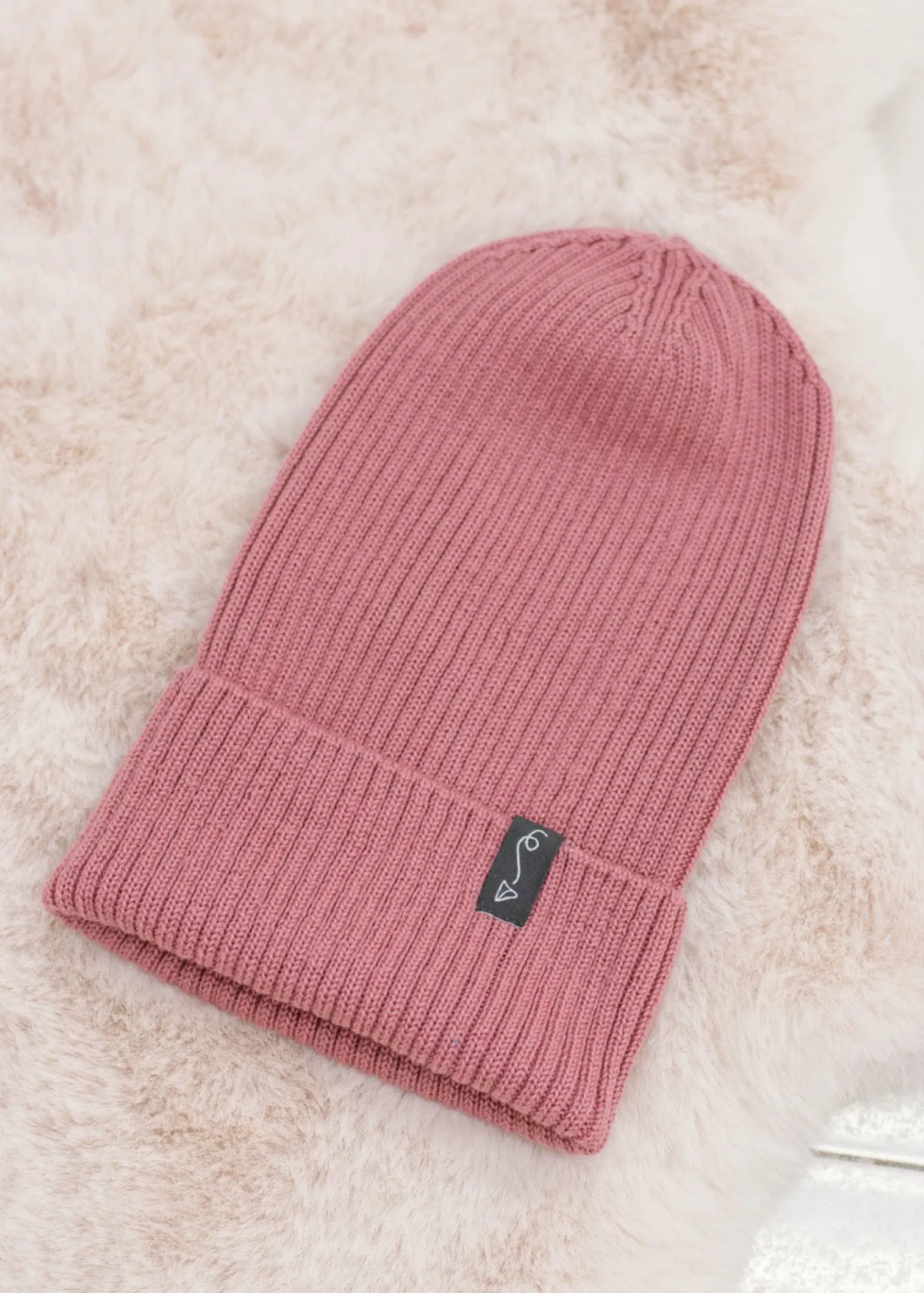 Czapeczka z wełny Merino - PINK