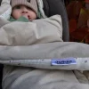 Muślinowy Kocyk do fotelika samochodowego - Little Stars i Ecru Velvet