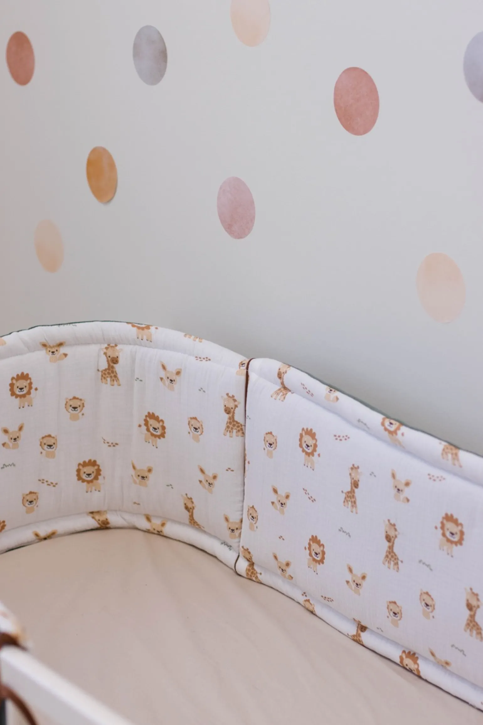 Muślinowy Ochraniacz do łóżeczka - Baby Safari i oliwkowy Velvet