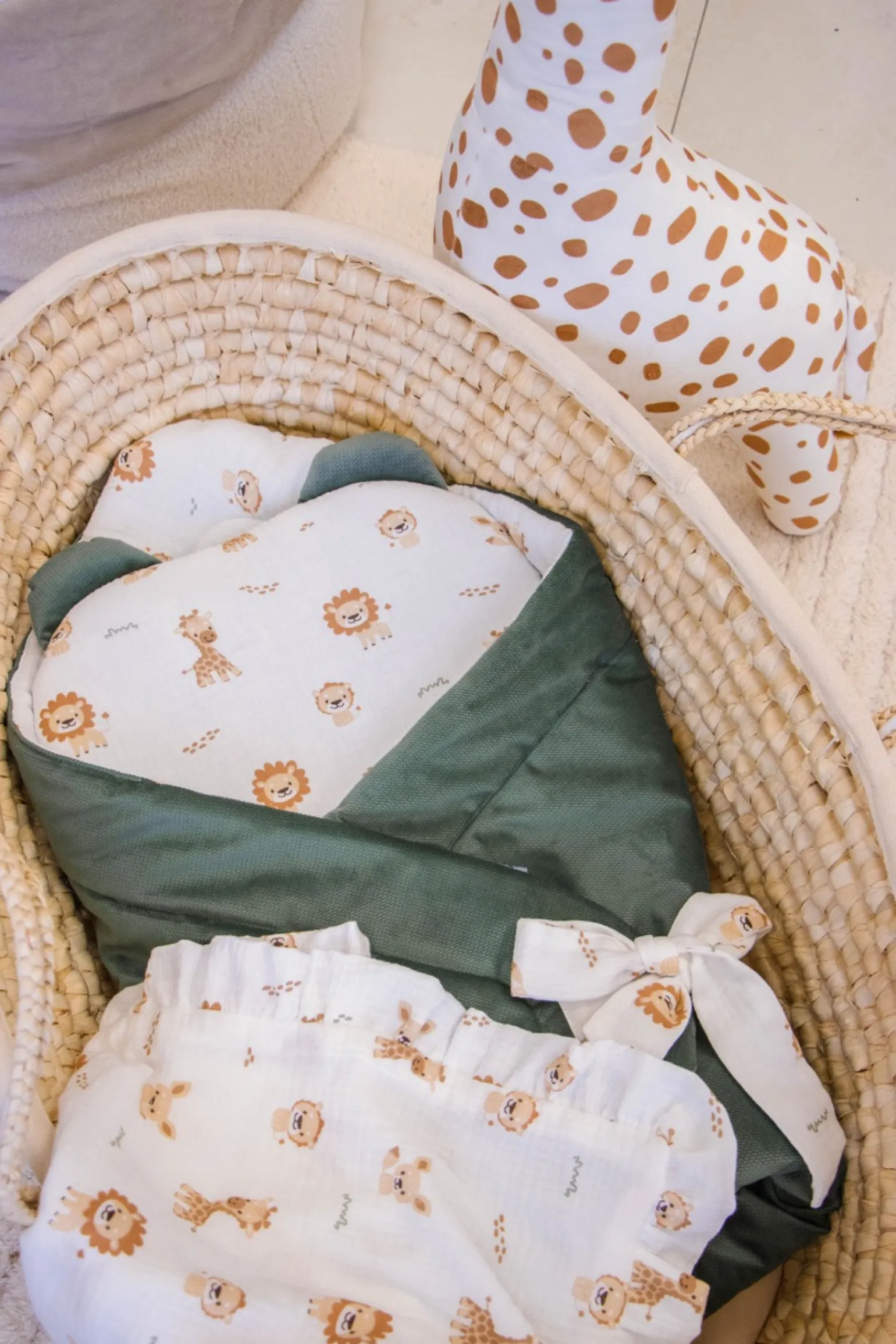 Muślinowy Rożek niemowlęcy Velvet - Baby Safari i oliwkowy Velvet