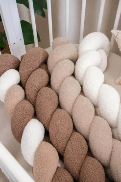 Ochraniacz warkocz do łóżeczka pleciony BOUCLE, 180 cm - Mix Beige