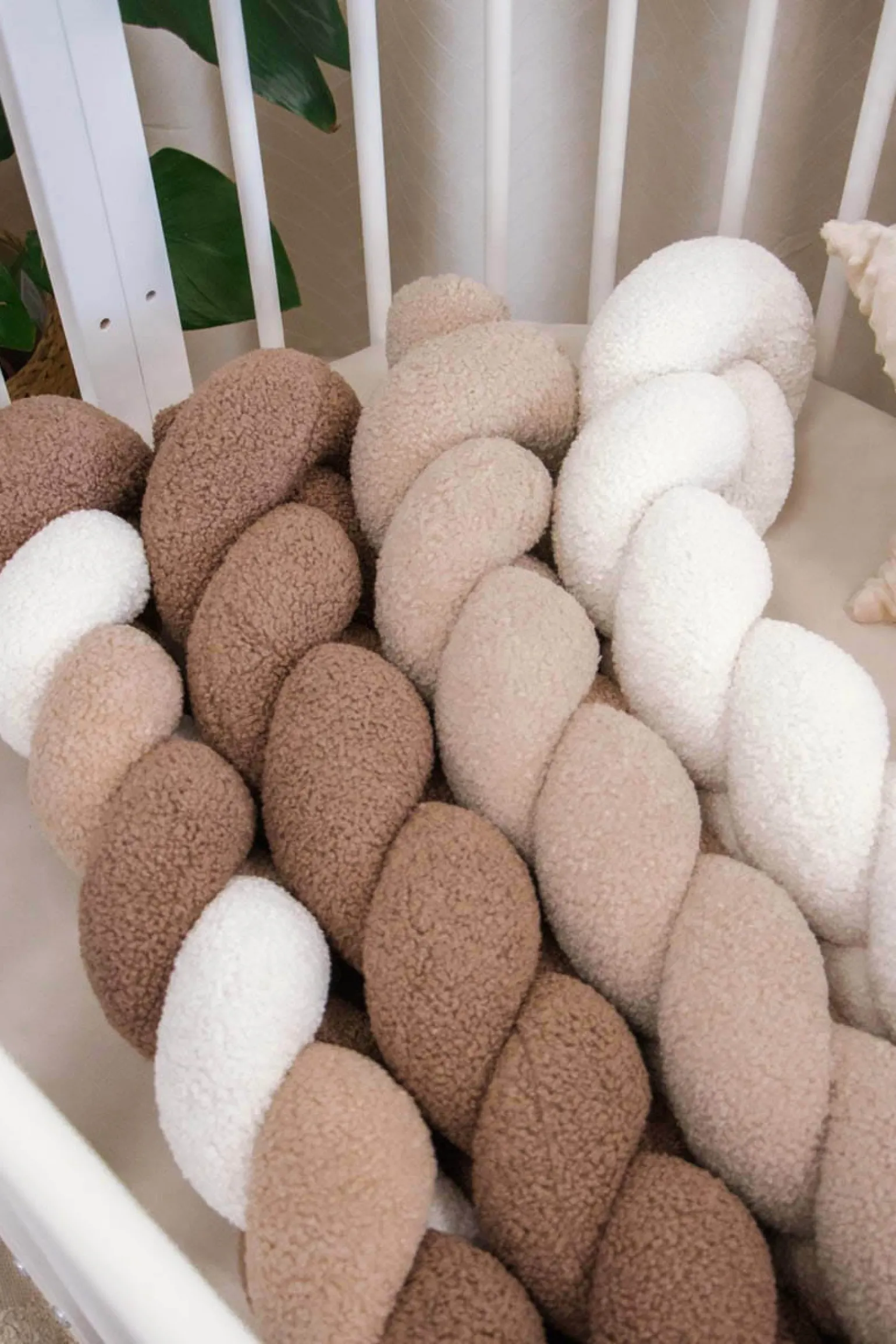 Ochraniacz warkocz do łóżeczka pleciony BOUCLE, 180 cm - Mix Beige