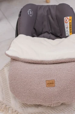 Okrycie, osłonka na nóżki do fotelika samochodowego i wózka spacerowego - Boucle Pink