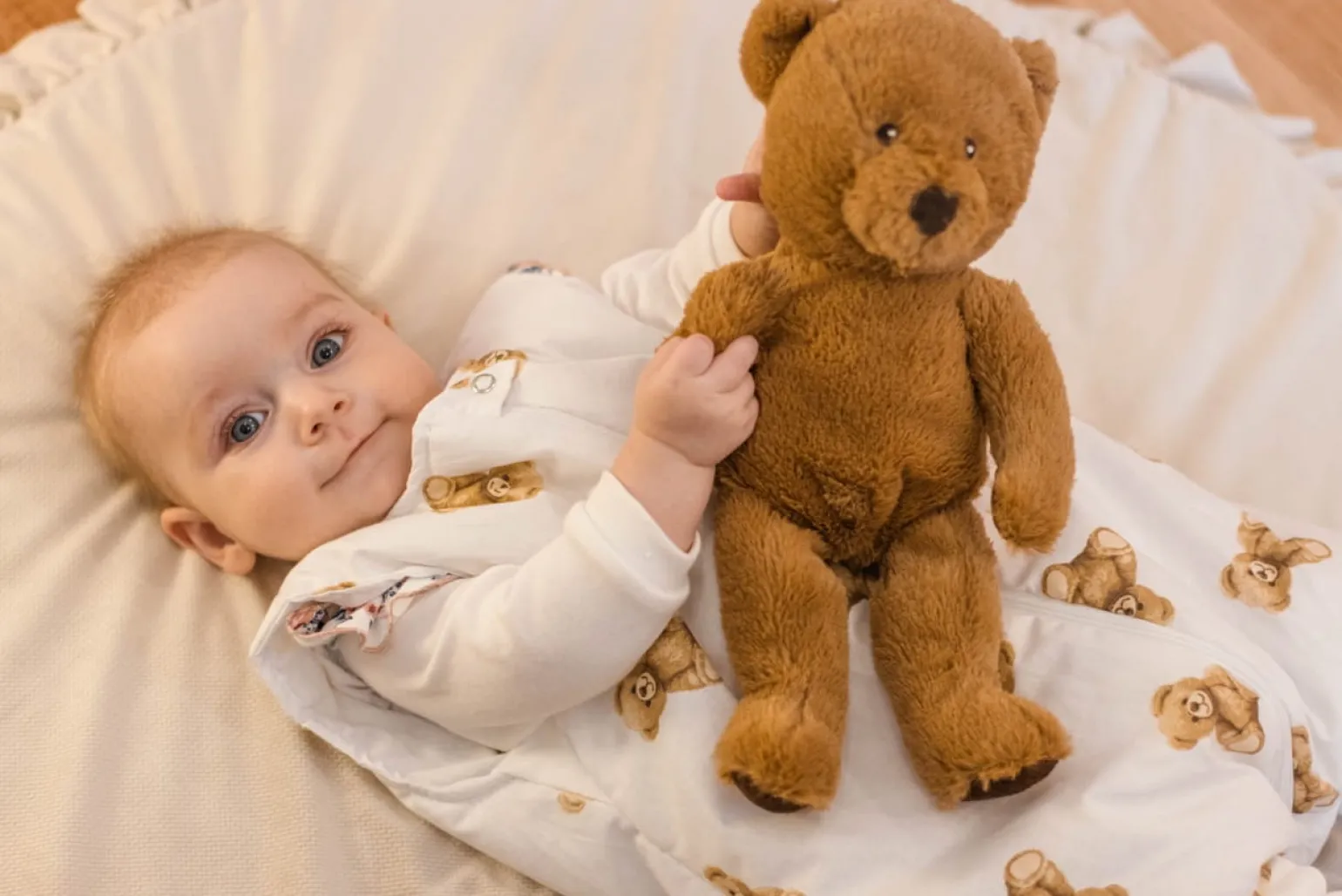 Śpiworek niemowlęcy - ocieplany z nogawkami - Mr. Teddy