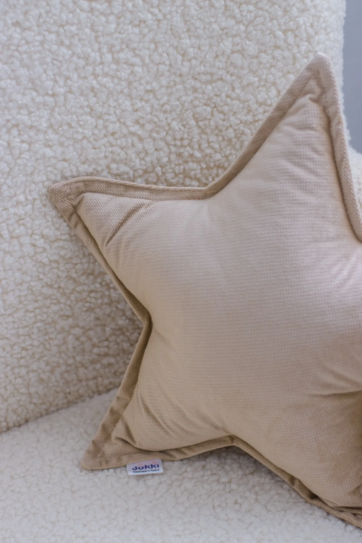 Poduszka gwiazdka Velvet - Cappuccino Velvet