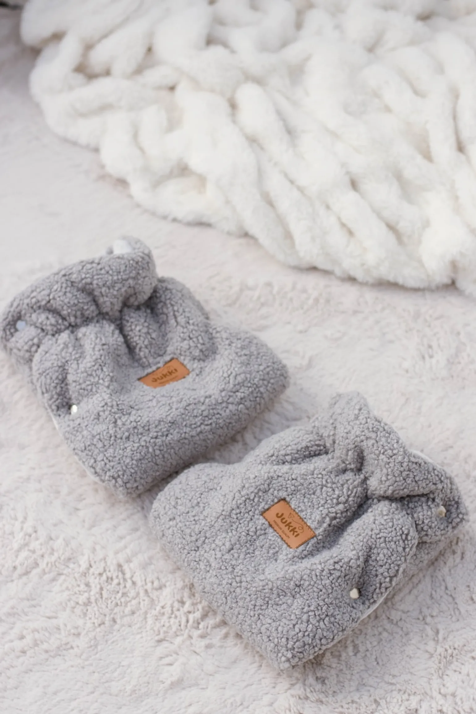Podwójne mufki do wózka Boucle - Grey