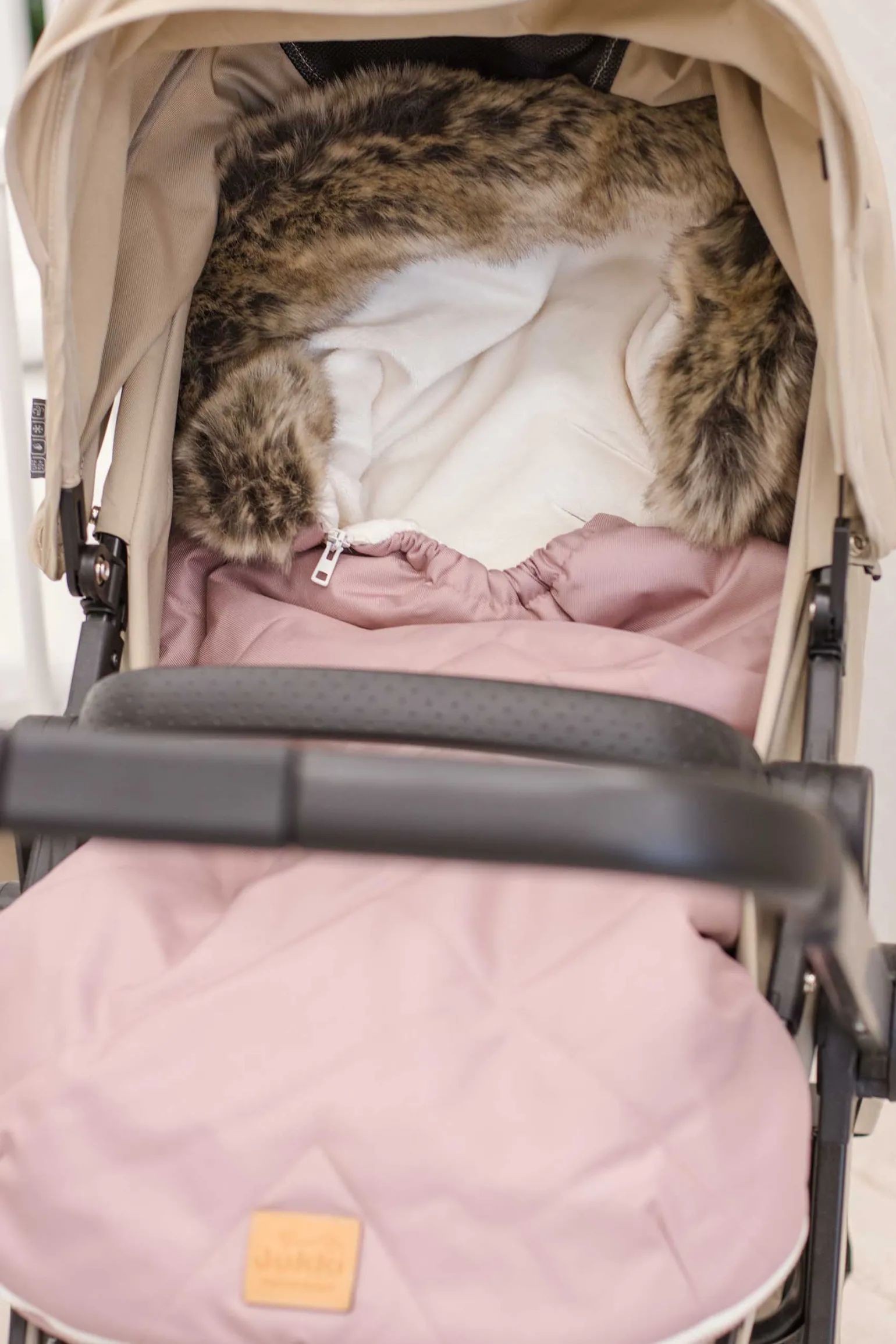 Zimowy śpiworek dziecięcy do wózka, gondoli i sanek - PINK WINTER